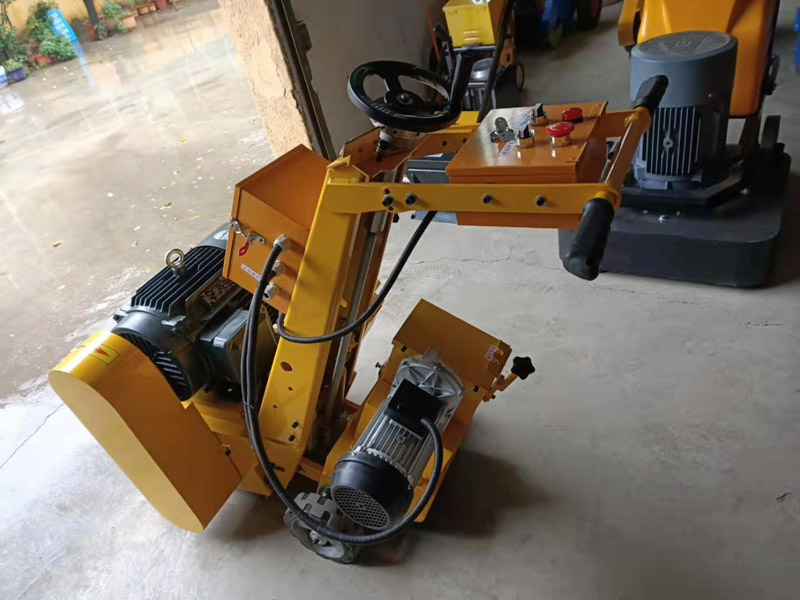 30自動行走式銑刨機(jī)